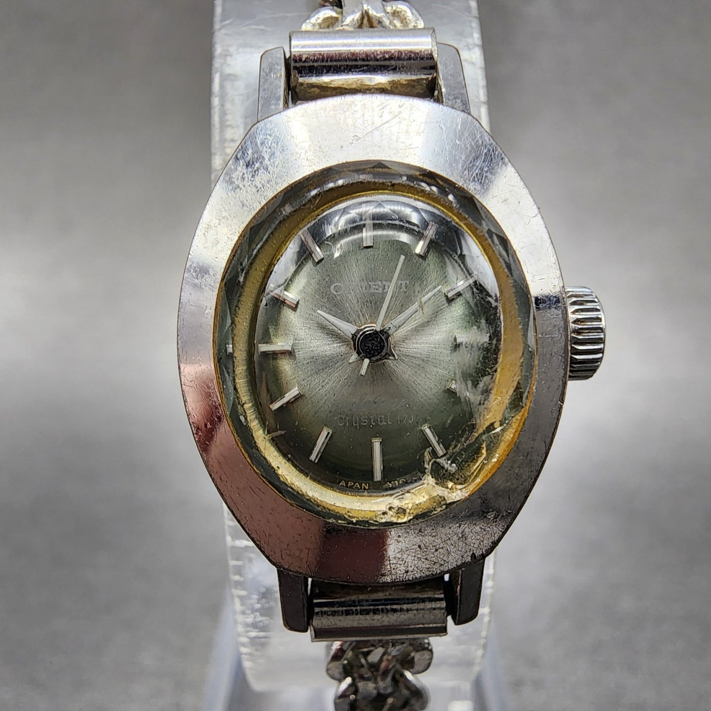 Orient Watch Women 17mm Green Dial Silver Tone Oval Manual Wind Runs Vintage0