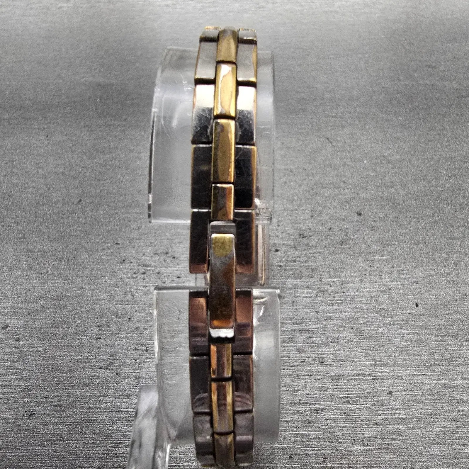 Seiko Watch Women 13mm White Dial Two Tone Rectangle 2E20-7479 New Battery VTG7