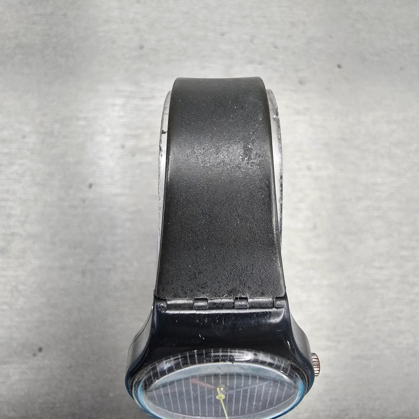Swatch MISS PINSTRIPE Watch Women Black Dial Black Tone Round LA100 New Battery4