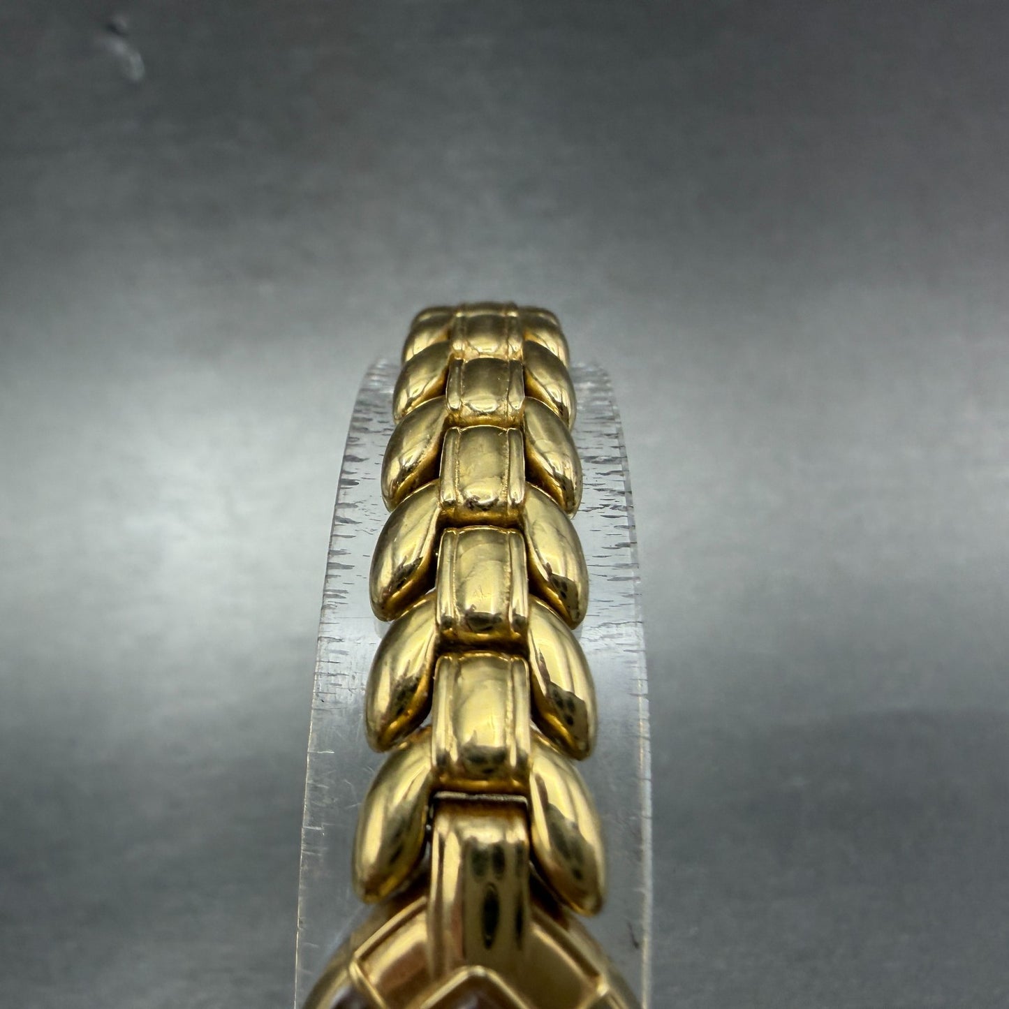 Seiko Watch Women 16mm Pink Dial Gold Tone Vintage 2E20-7059 New Battery4