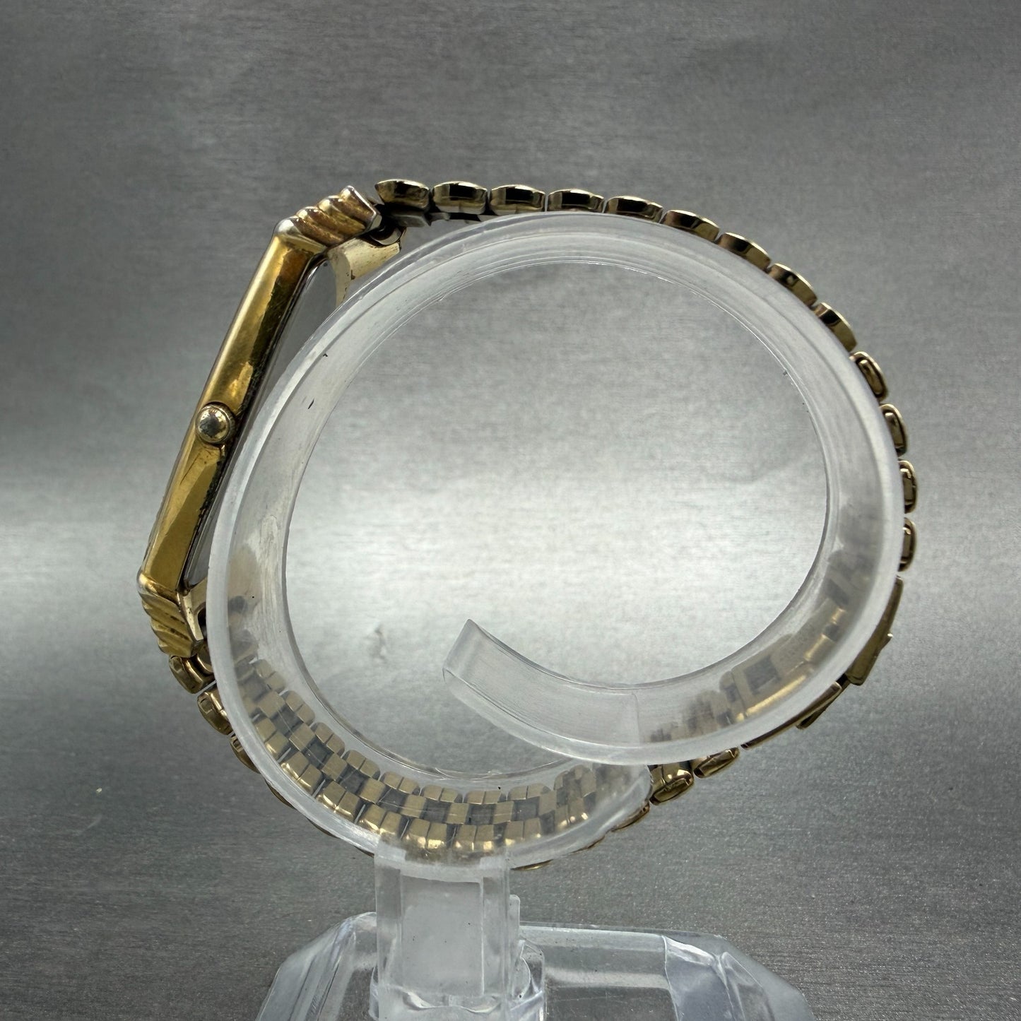 Seiko Half Moon Watch Women 19mm White Dial Gold Tone Asymmetrical New Battery6