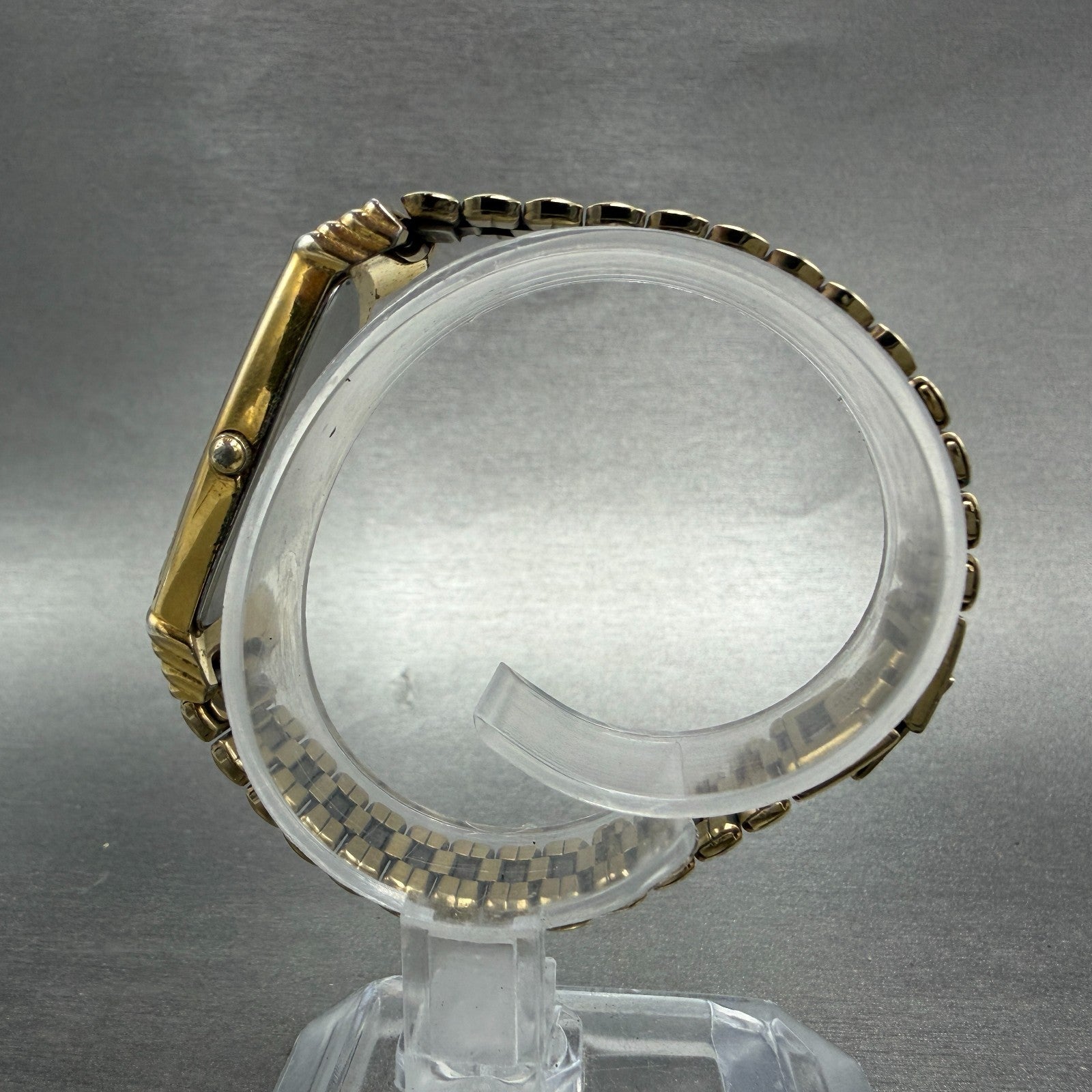 Seiko Half Moon Watch Women 19mm White Dial Gold Tone Asymmetrical New Battery6