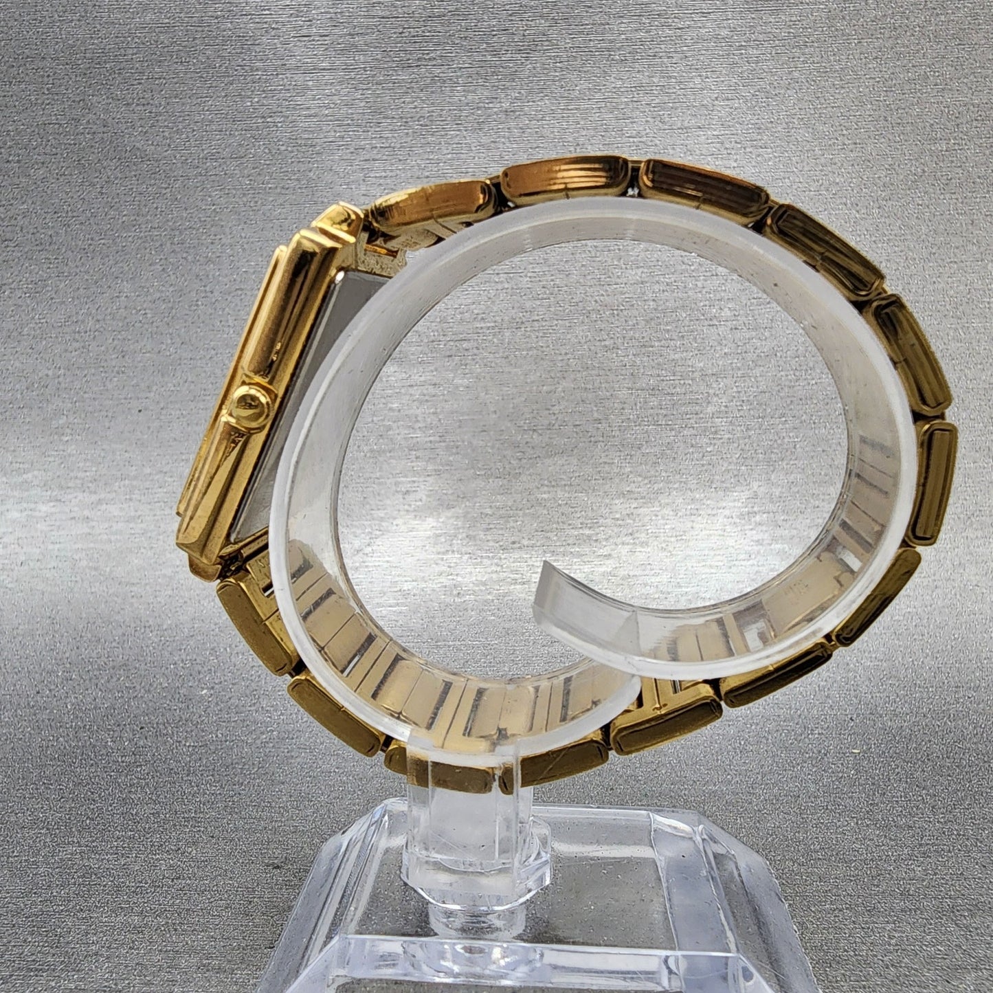 Seiko Tank Watch Men 26mm Champagne Dial Gold Tone Rectangle 7N015C90 New Batt6