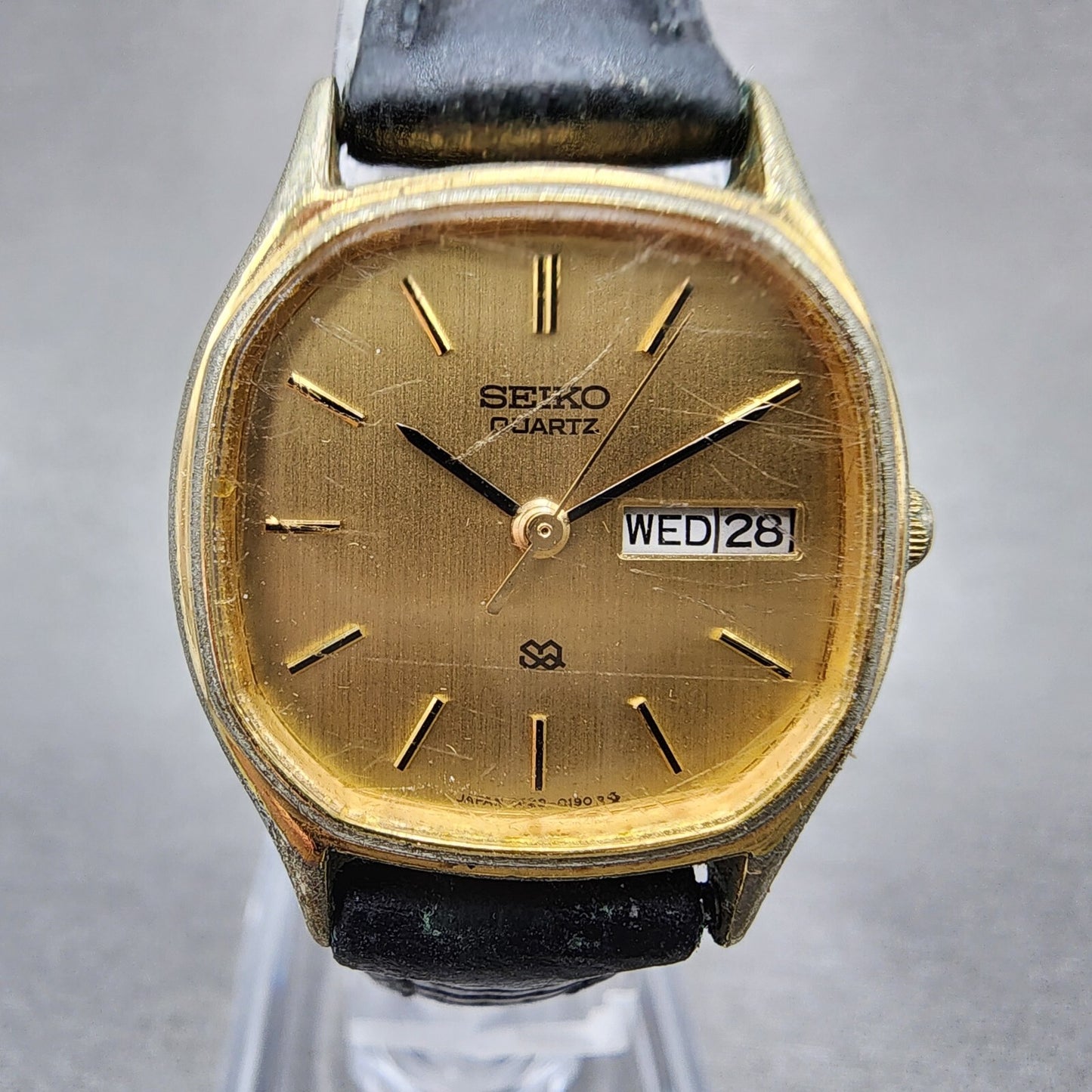 VTG Seiko SQ Watch Women 24mm Gold Dial Gold Tone Octagon 34235060 New Batt1