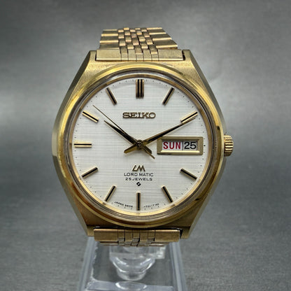 Seiko Lord Matic Watch Men 36mm Silver Dial Gold Tone Daydate 5606-7010 Runs0