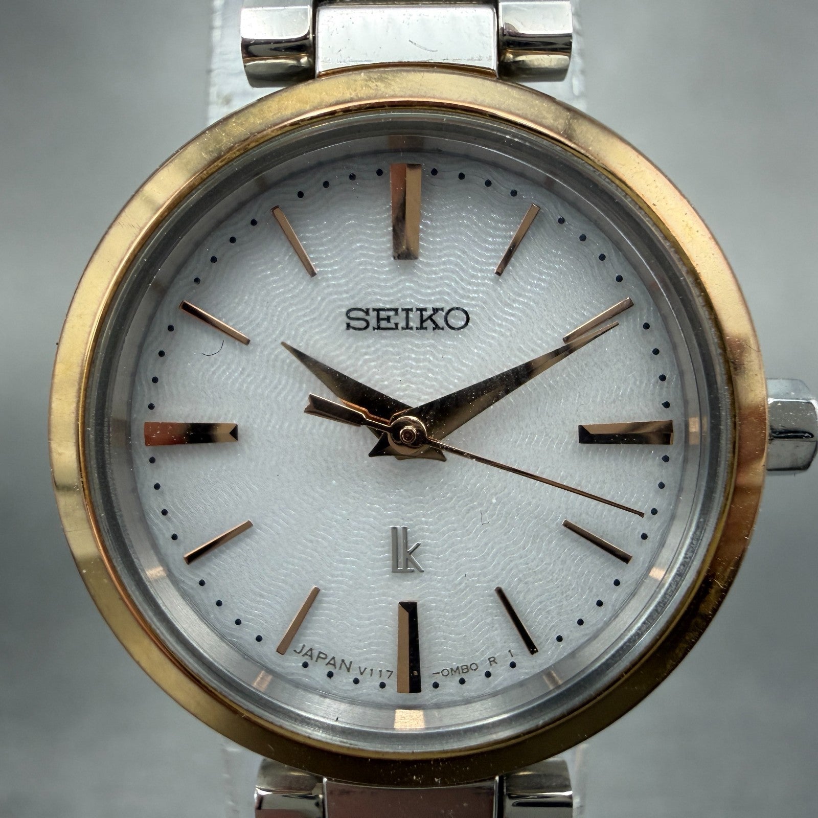 Seiko Solar Lukia Watch 24mm Women White Dial Two Tone Round V117-0EH0 Runs2