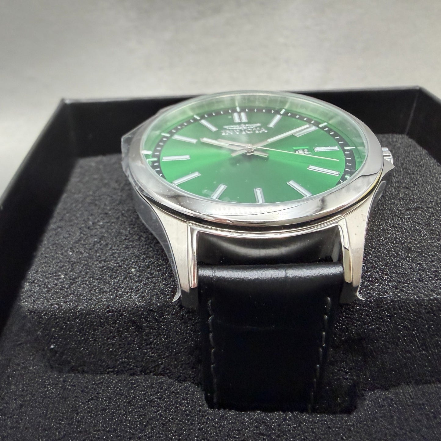 Invicta Celestial Watch Men 43mm Green Dial Silver Date Round Leather 478082