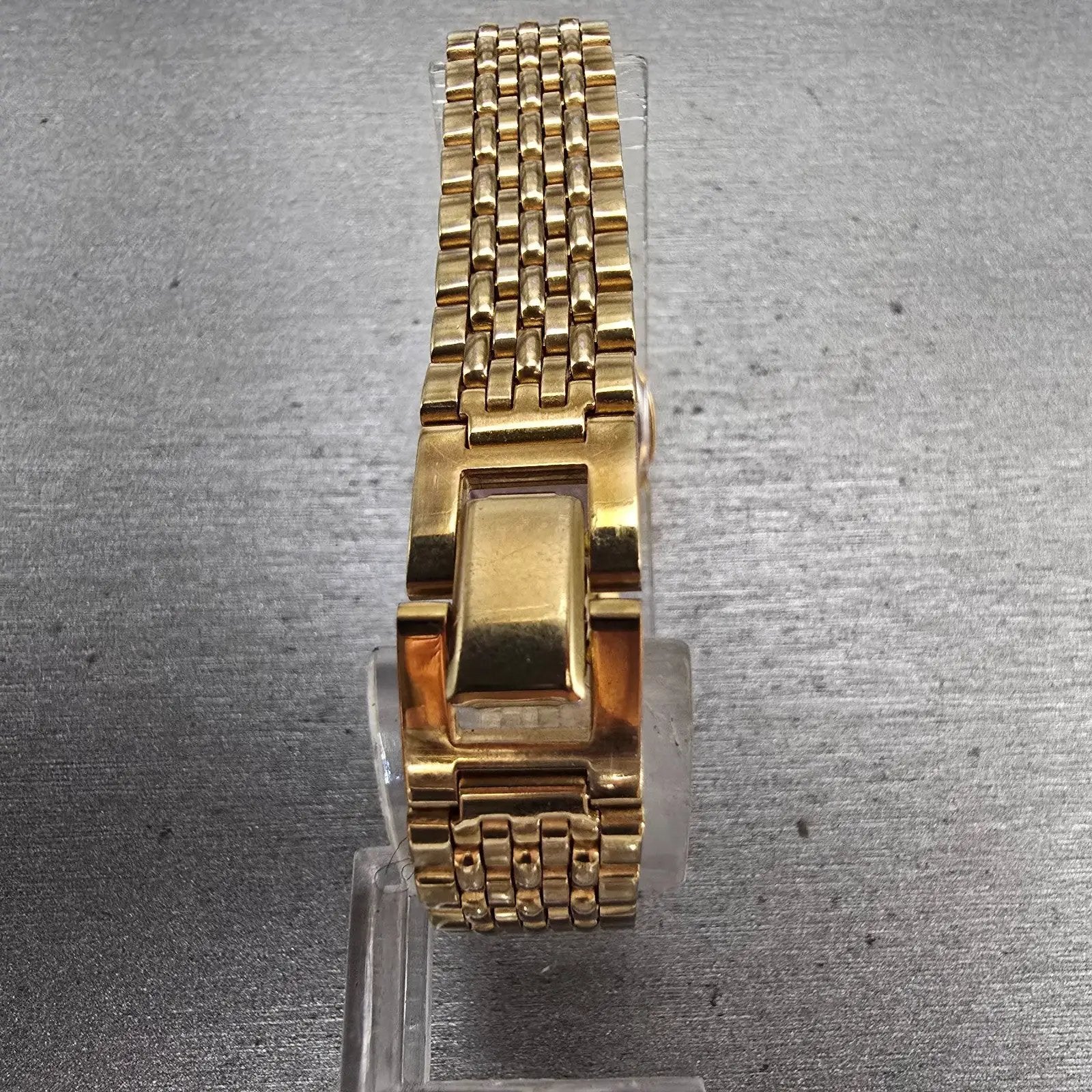 Seiko Watch Women 17mm Gold Dial Gold Tone Oval V401-5109 New Battery Vintage7