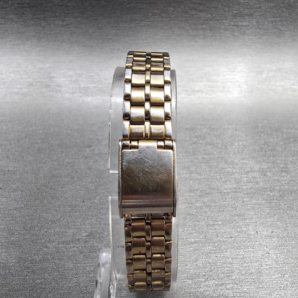 Seiko SX Watch Women 19mm Black Dial Gold Tone Round V401-0281 New Battery JP17