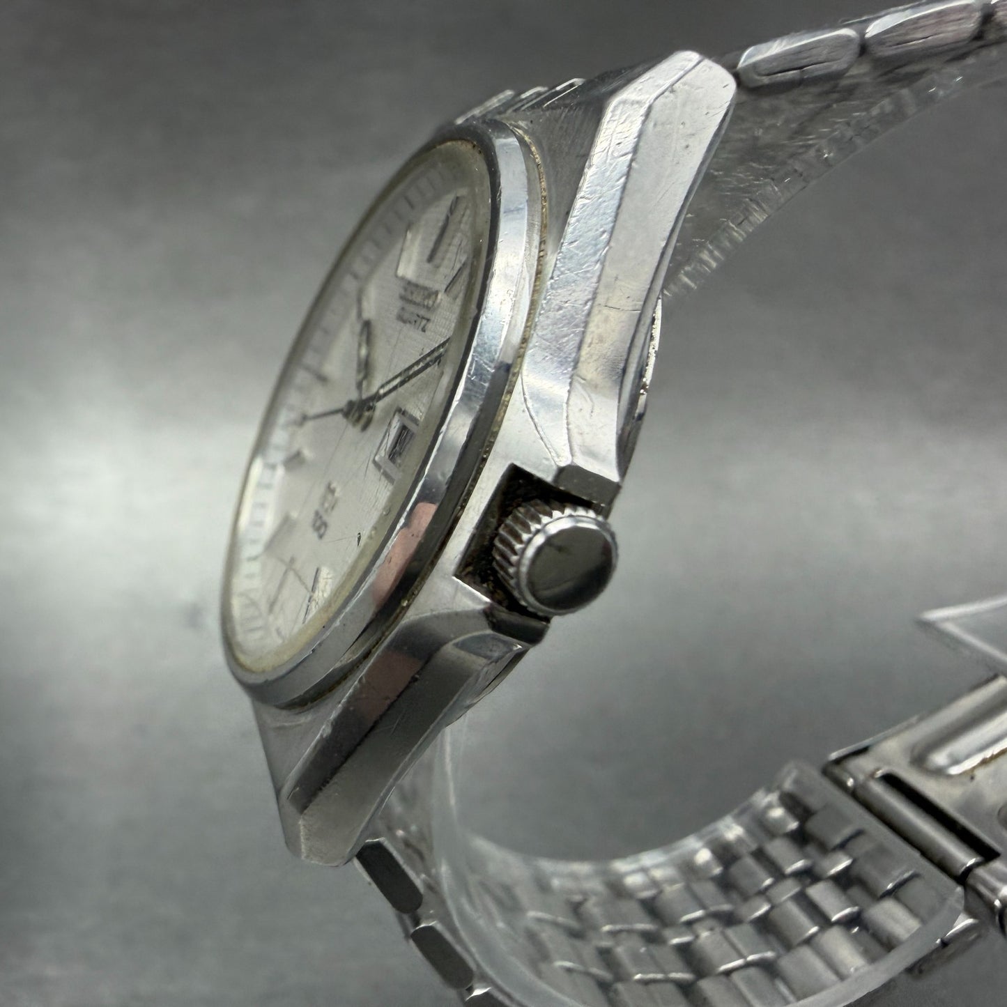 Seiko SQ 100 Watch Men 34mm White Dial Silver Tone READ Daydate 6923-8019 NewBat2