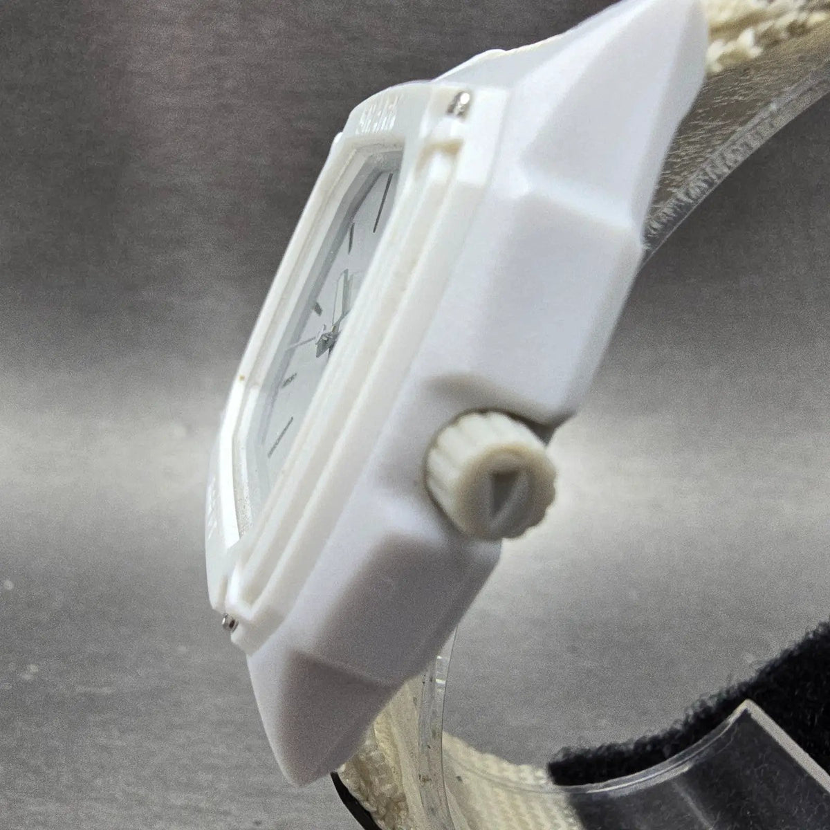 Freestyle Shark Watch Men 38mm White Dial White Water Octagon New Battery2