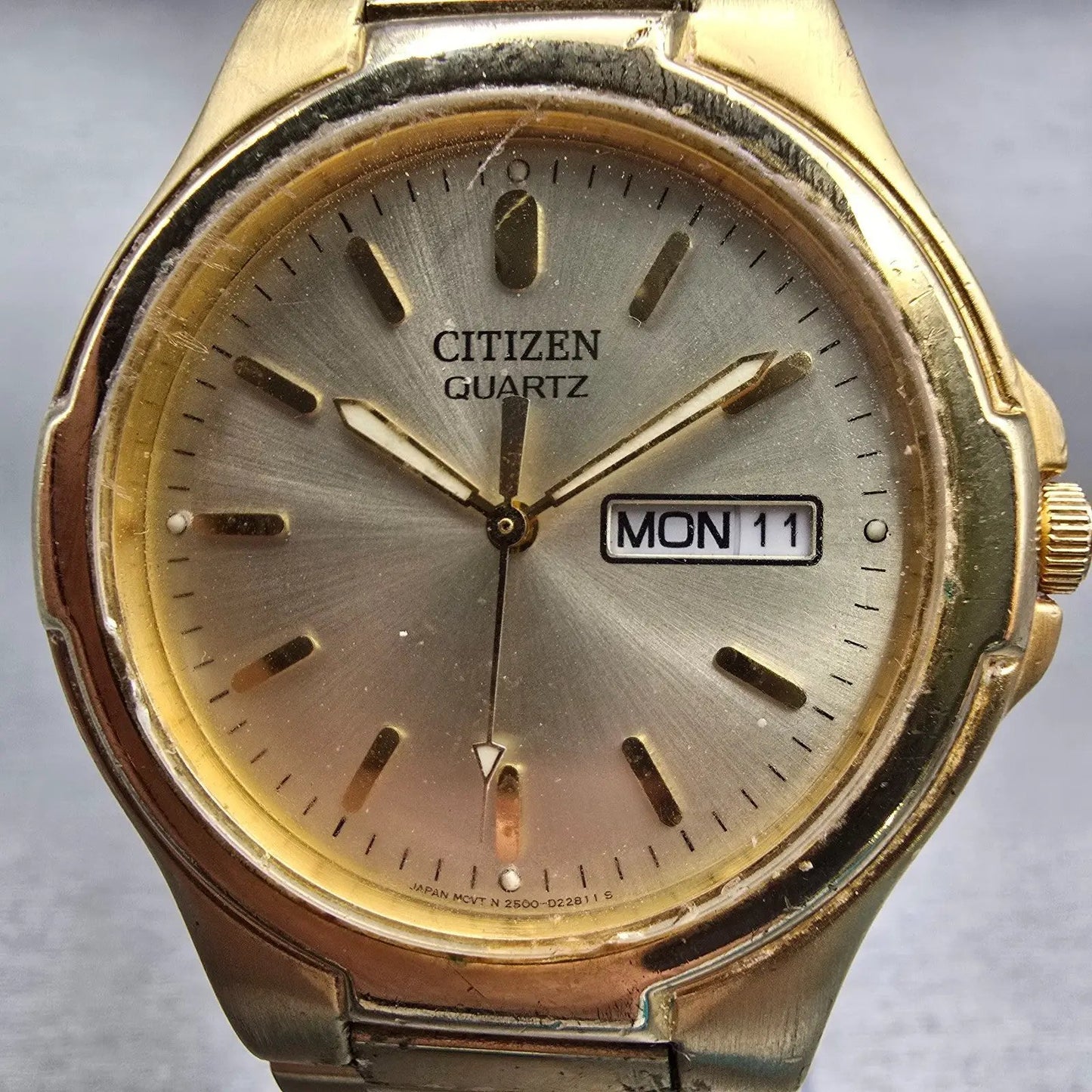 Citizen Watch Men 36mm Champagne Dial Gold Tone Daydate 2500-S99937 New Battery1