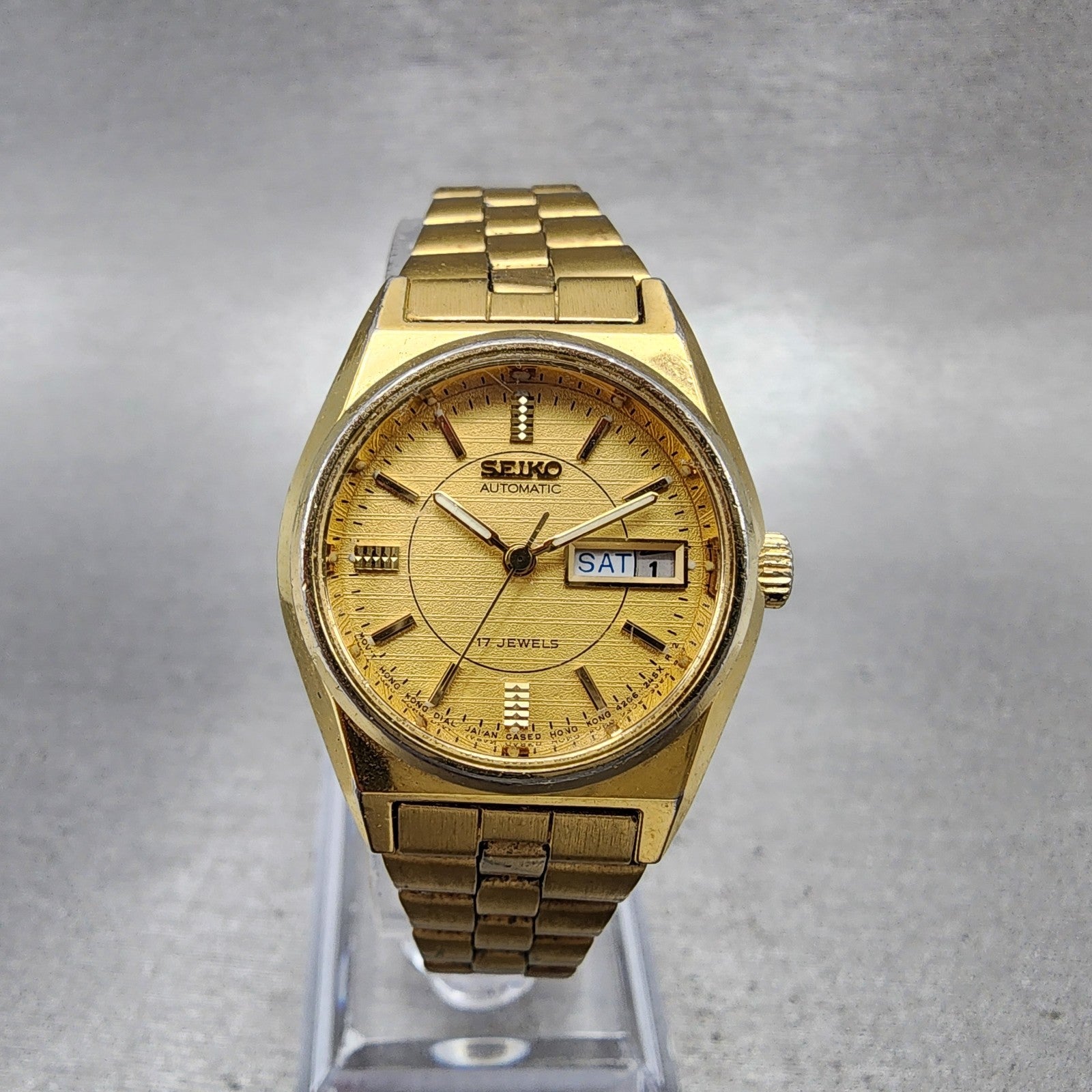 Seiko Automatic Watch Women 25mm Champagne Dial Gold Tone Daydate 42060469 PART0