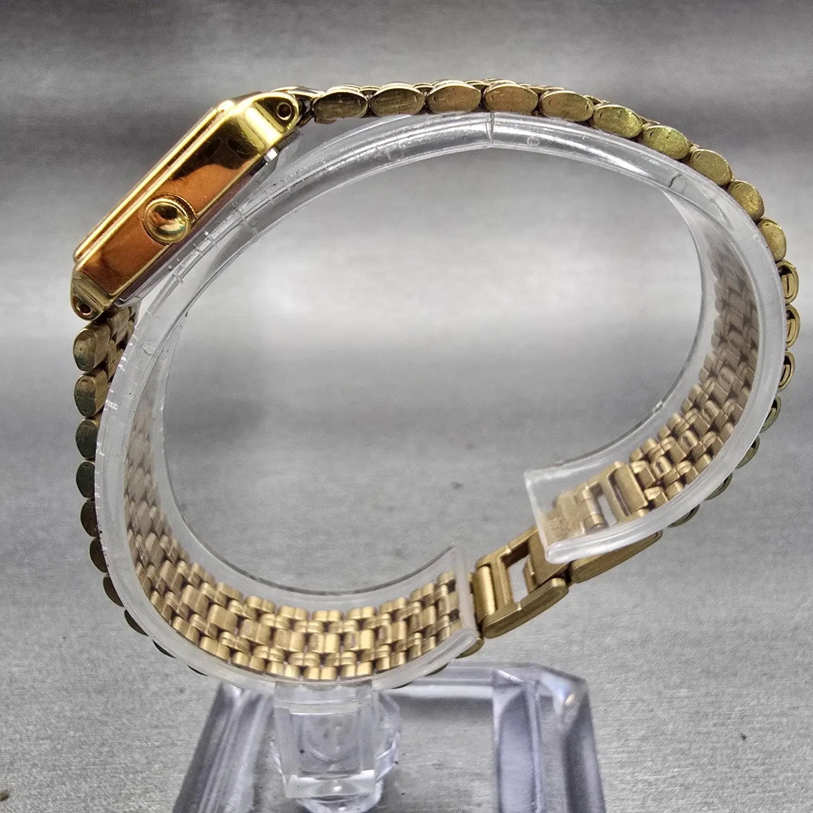 Seiko Watch Women 17mm Gold Dial Gold Tone Rectangle 1N01-5E70 New Battery VTG6