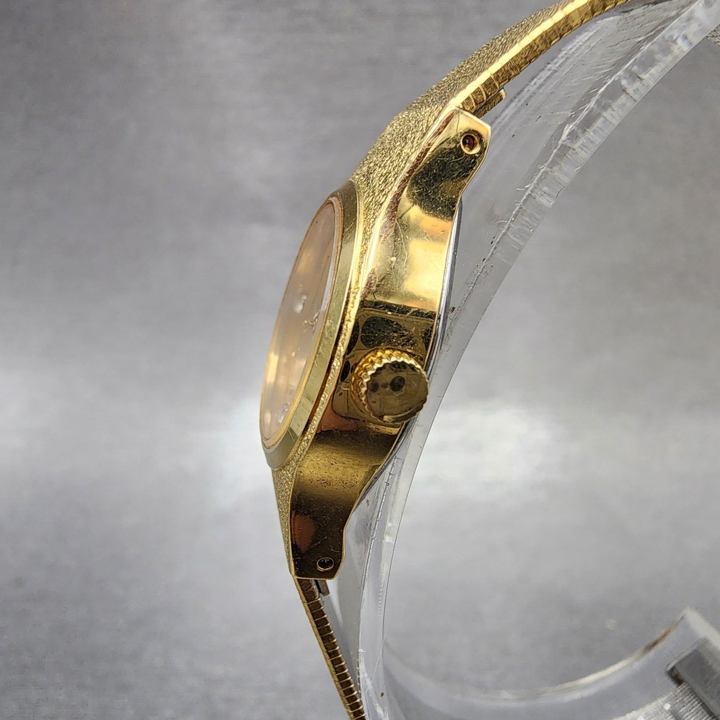 Seiko Watch Women 20mm Champagne Dial Gold Tone Round 8Y210020 New Battery2