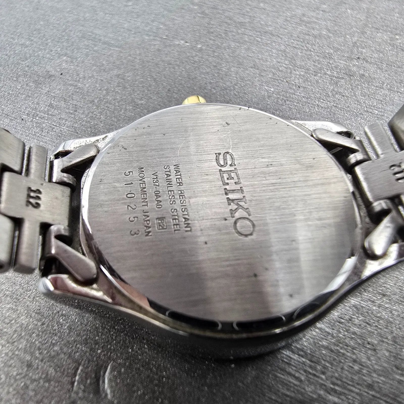 Seiko Solar Watch Women 29mm MOP Dial Two Tone Date Round V137-0AA0 Runs9