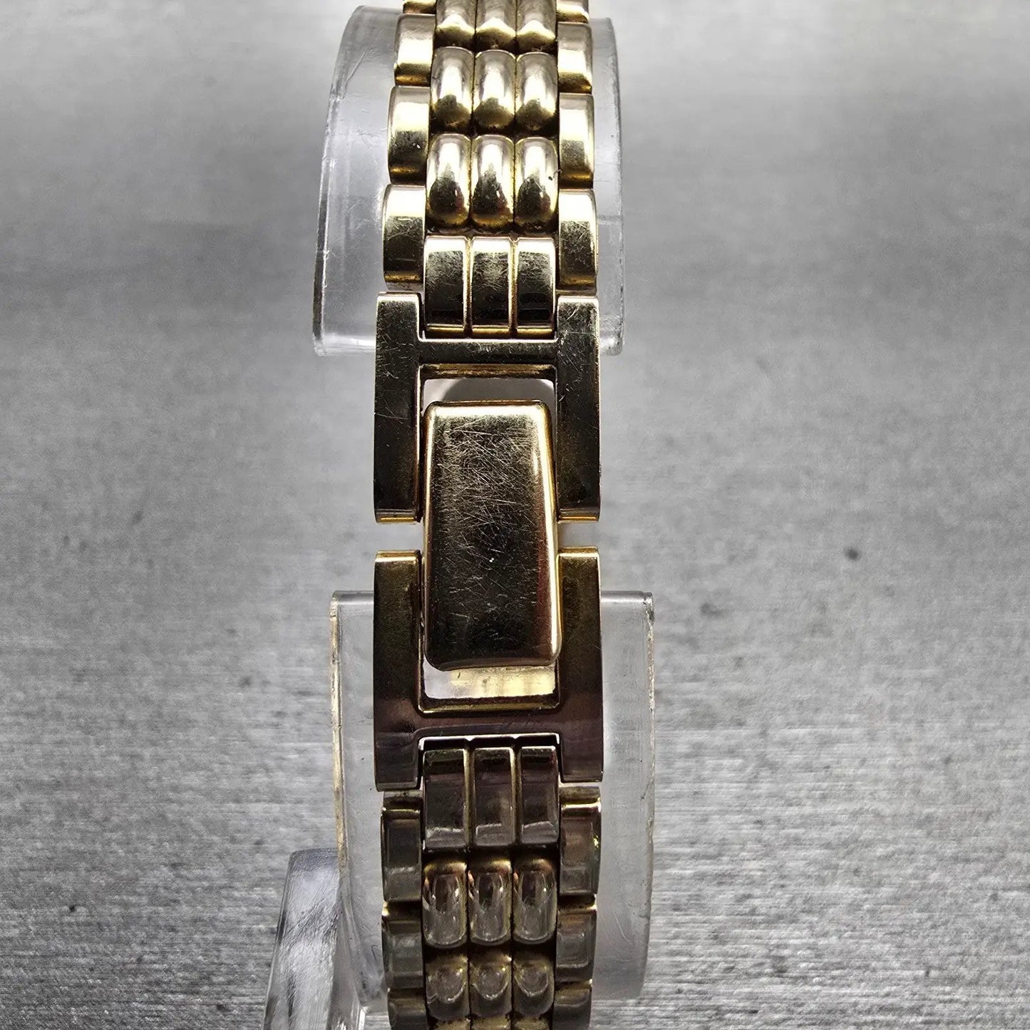 Seiko Watch Women 15mm Black Dial Gold Tone Oval 1F20-5B99 New Battery Vintage7