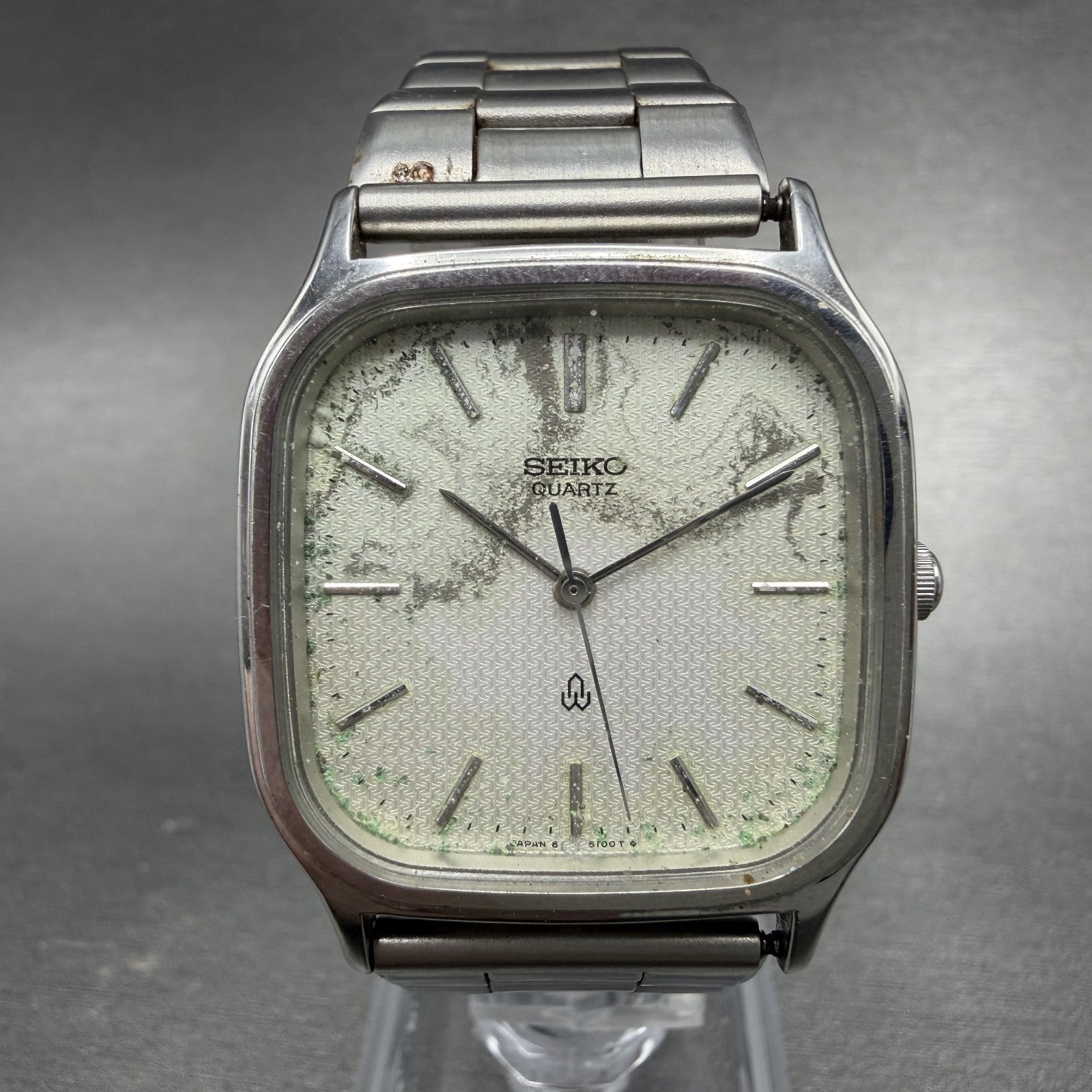Seiko Watch Men 30mm Silver Dial Silver Tone Square 6431-5050 New Battery0