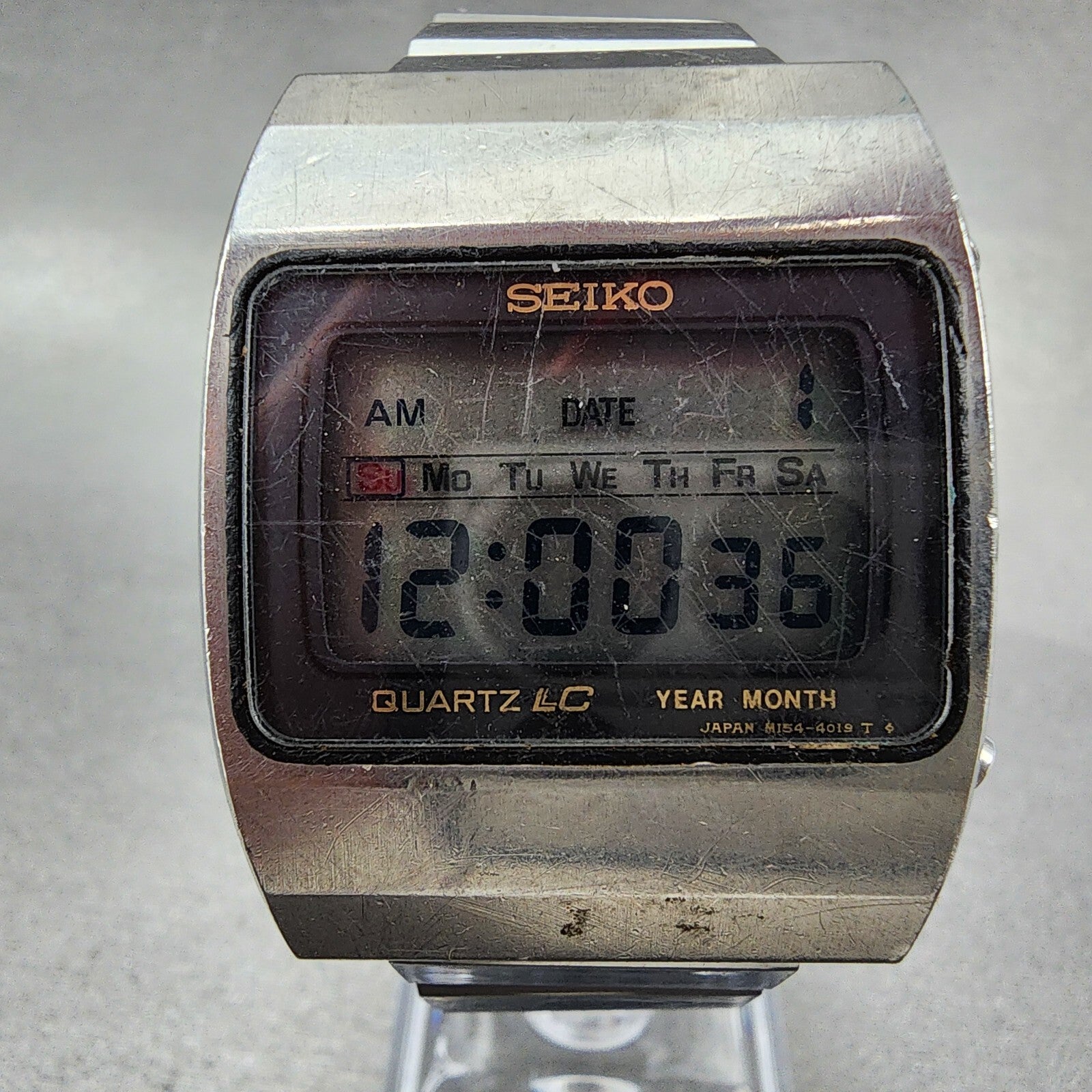 Seiko Digital Watch Men 34mm LCD Silver Tone Rectangle M1544019 PARTS2