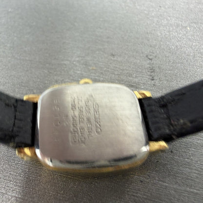 Seiko Watch Women 17mm White Dial Gold Tone Rectangle 2Y005A00 New Battery9