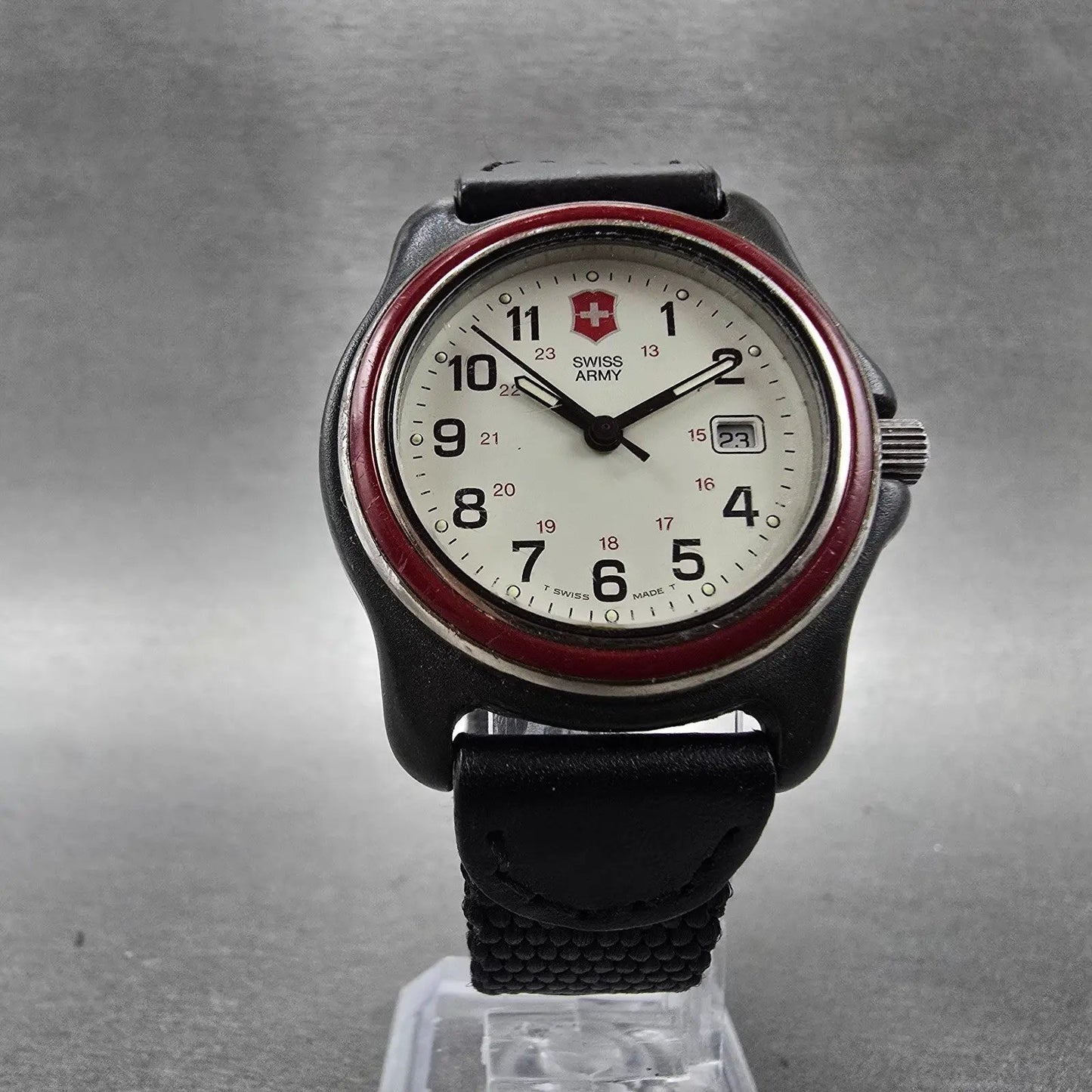 Victorinox Swiss Army Watch Women 33mm White Dial Black Tone Date Round PARTS6
