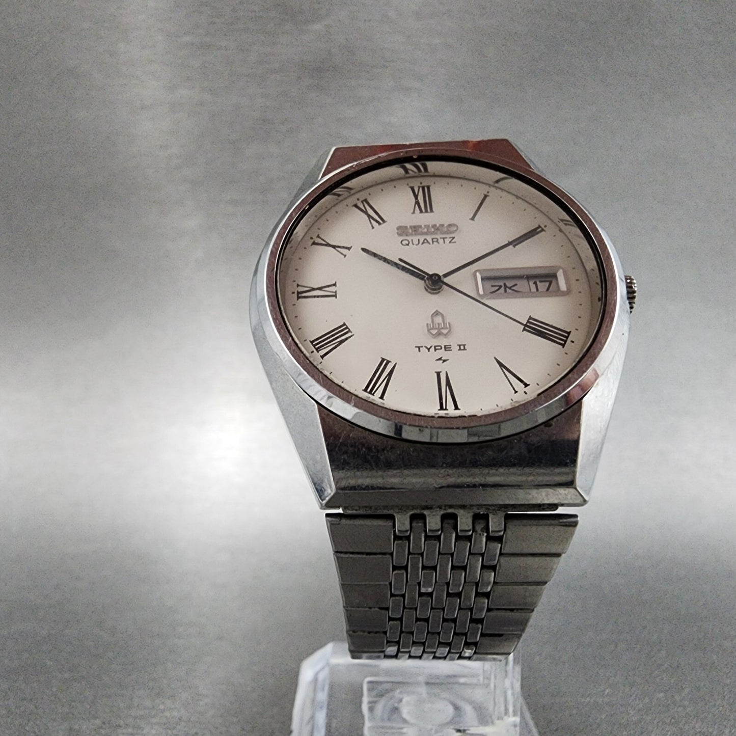Seiko Type 2 Watch Men 35mm White Dial Steel Daydate Round 71238100 PARTS6