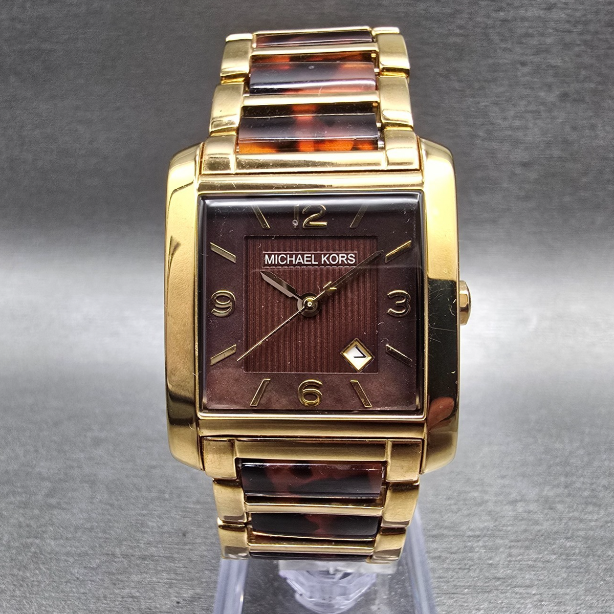 Michael Kors Tortoise Watch Women 29mm Brown Dial Gold Tone Date MK4242 New Batt0