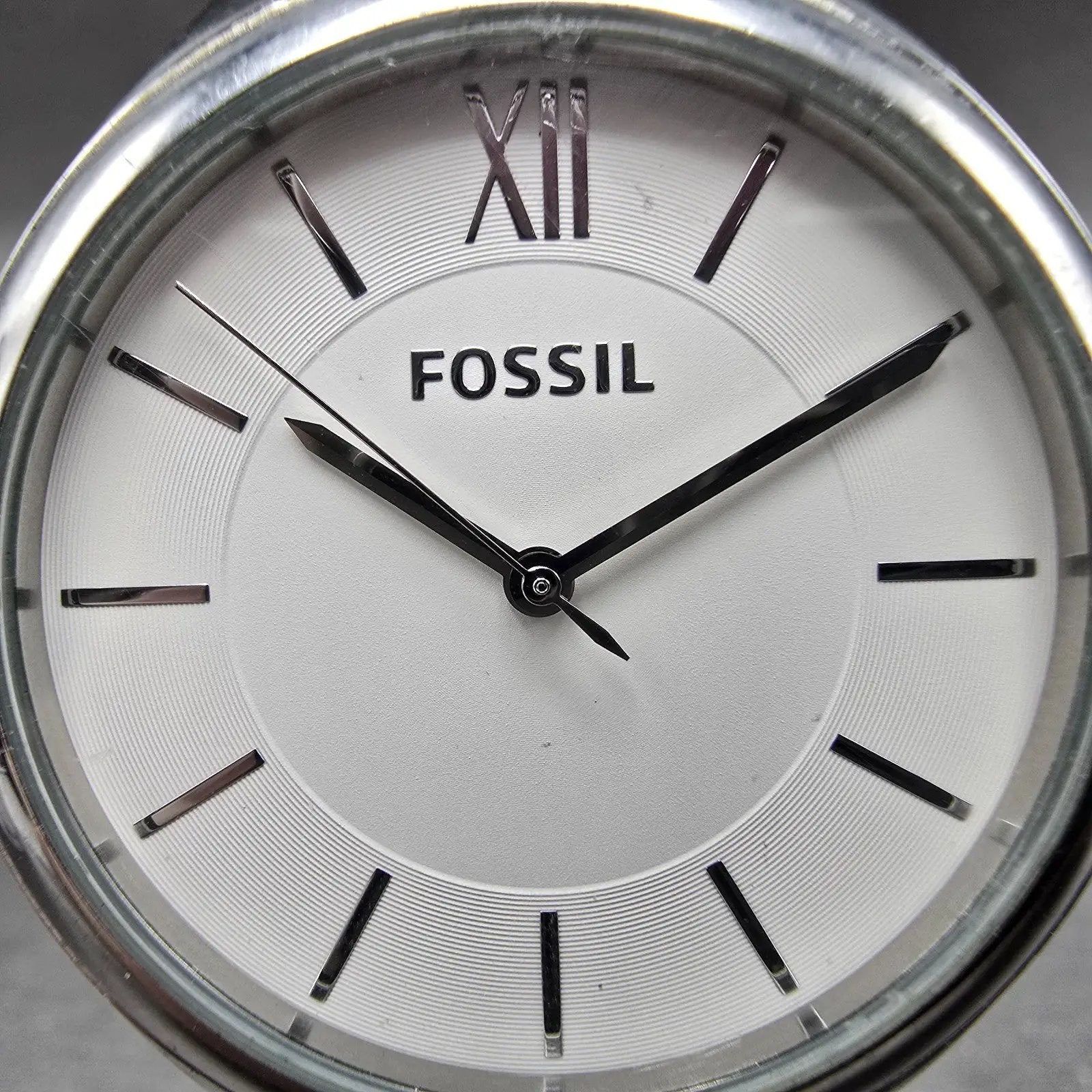 Fossil Watch Women 36mm White Dial Silver Tone Round BQ3130 New Battery1