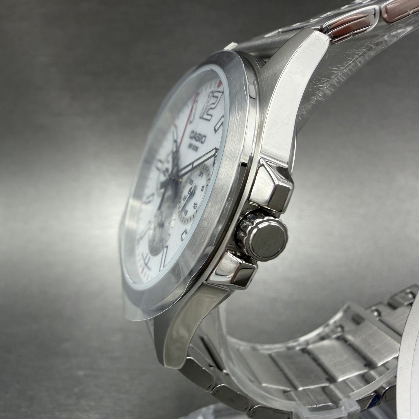 Casio MTP-E350 Watch Men 39mm White Dial Silver Tone Daydate Metal Bracelet2