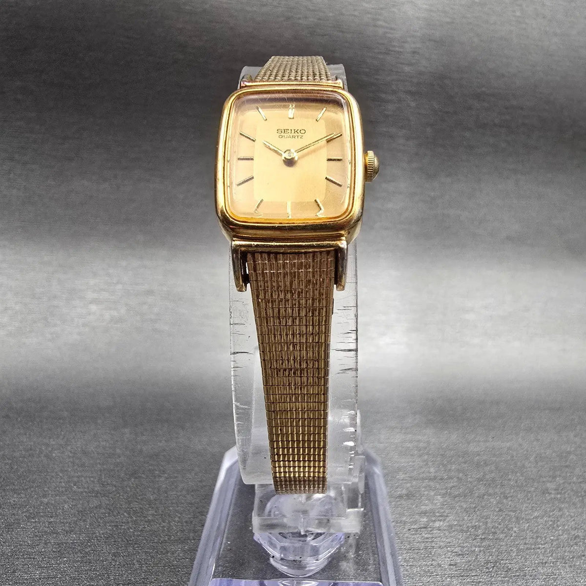 Seiko Watch Women 17mm Gold Dial Gold Tone Rectangle 5420-5319 New Battery5