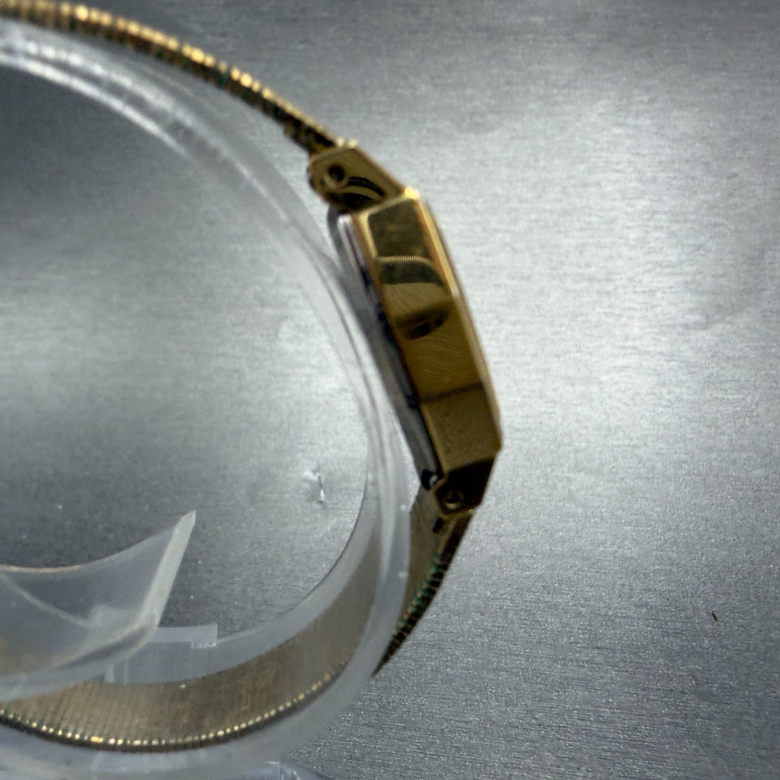 Citizen CQ Watch Women 17mm Champagne Dial Gold Tone Octagon 4-103041 NewBattery3