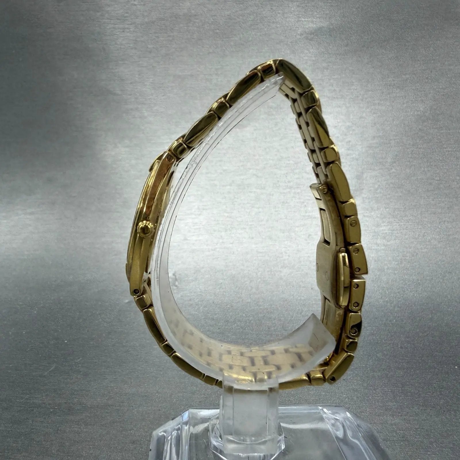 Wittnauer Watch Women 25mm MOP Dial Gold Tone Round Crystals 11P06 New Battery6
