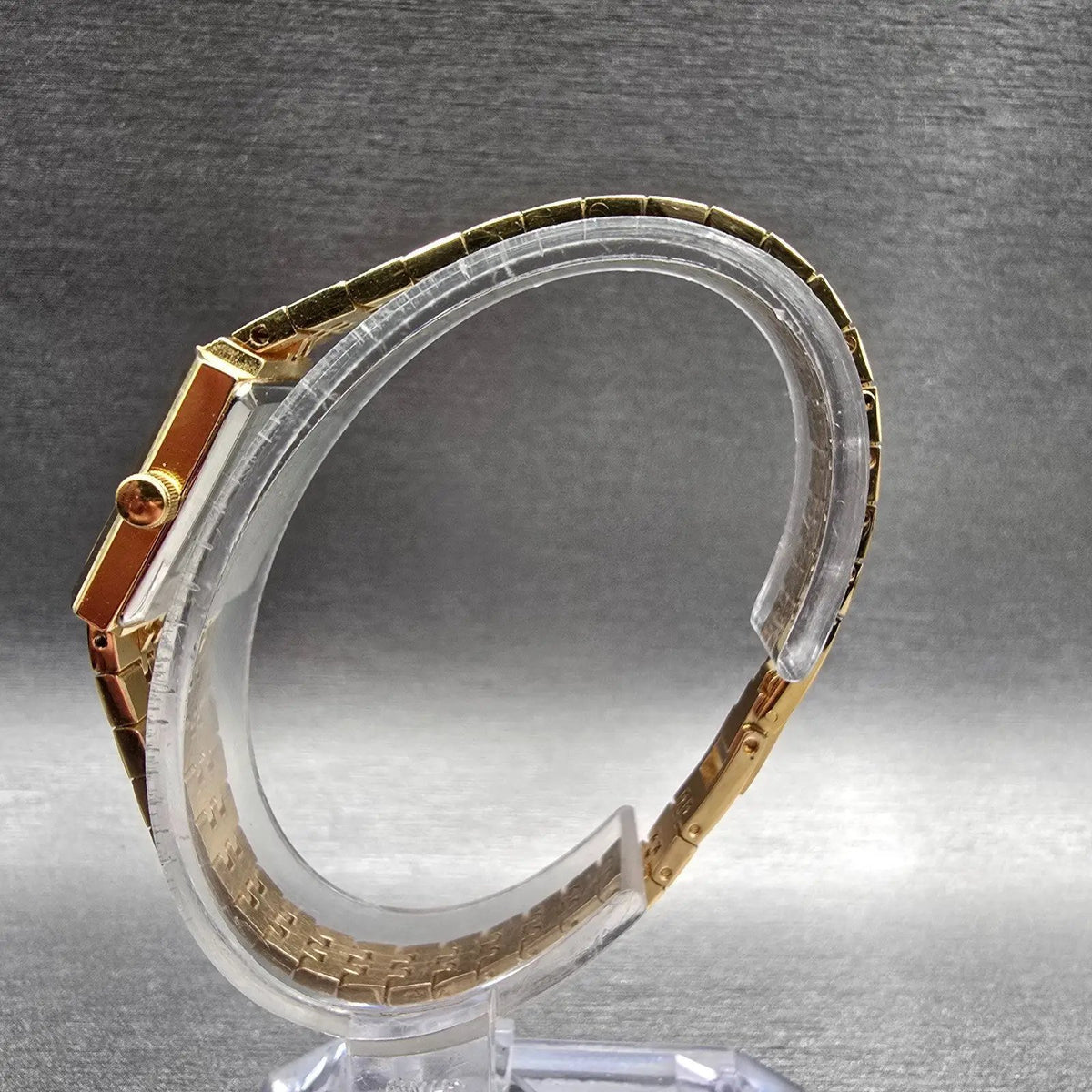 Citizen CQ Watch Women 17mm Gold Dial Gold Tone Rectangle 3220-S16911 New Batt6