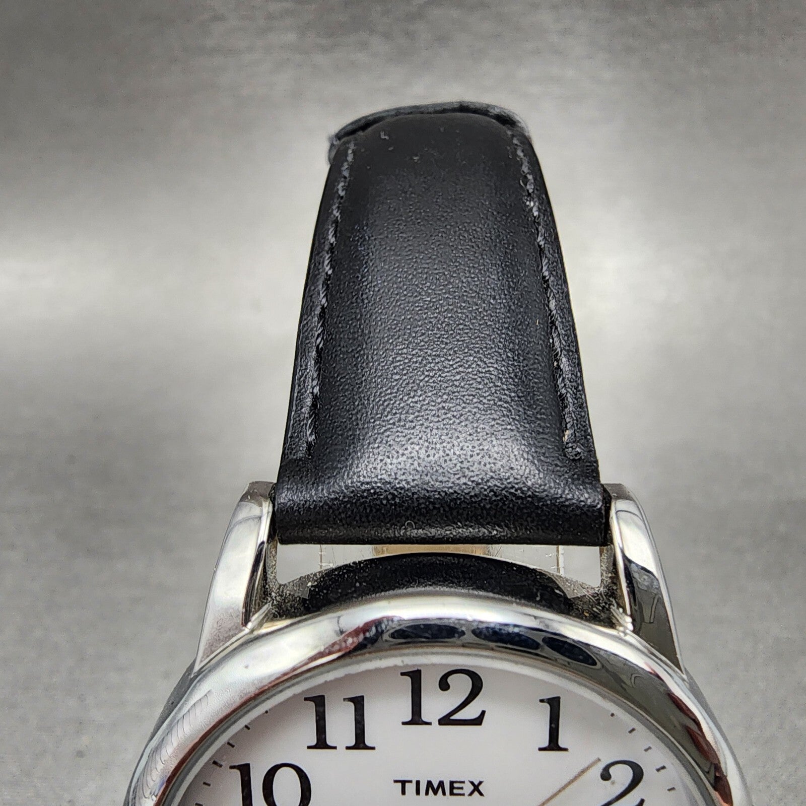 Timex Easy Reader Watch Men 35mm White Dial Silver Tone Indiglo Round New Batt4
