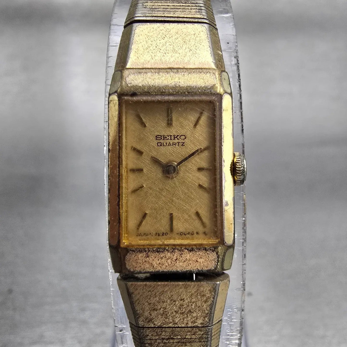 Seiko Watch Women 12mm Gold Dial Gold Tone Rectangle 2E20-5029 New Battery VTG0