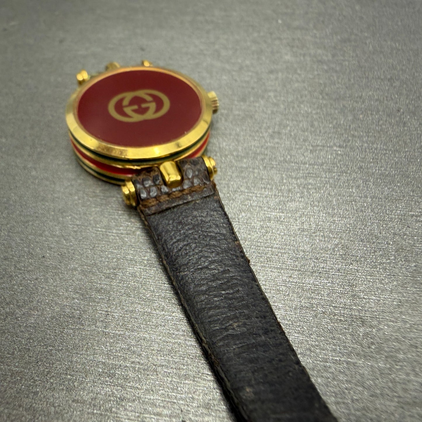 Gucci 2000L Watch Women 21mm Cream Dial Gold Plated Round New Battery KLQ14