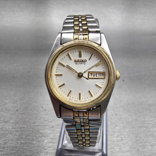 Seiko Watch Women 24mm White Dial Two Tone Daydate Round 7N83-0011 New Battery0