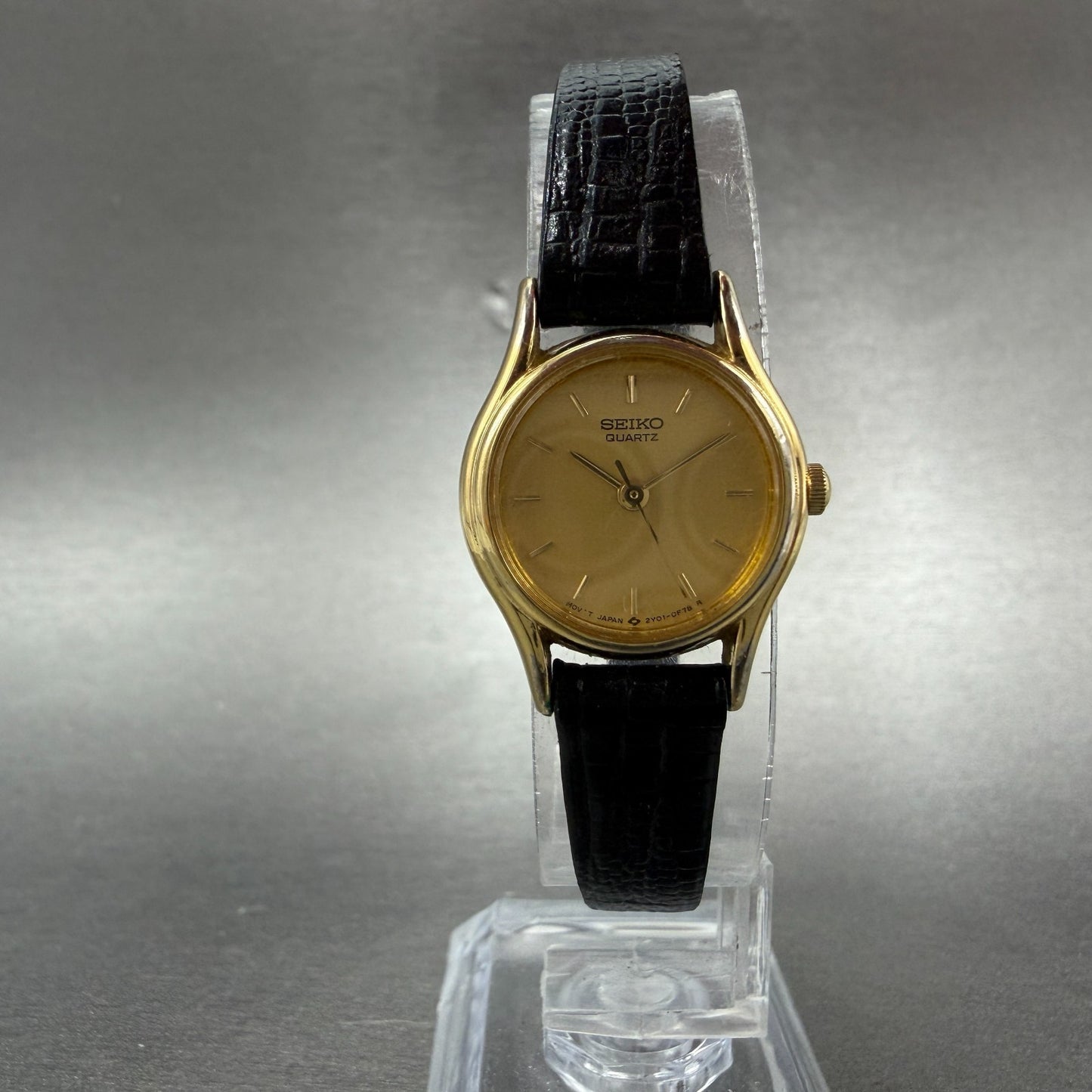 Seiko Watch Women 20mm Champagne Dial Gold Tone Round 2Y01-0A19 New Battery VTG45