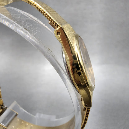 Seiko Watch Women 20mm Champagne Dial Gold Tone Round 2c210010 New Battery3