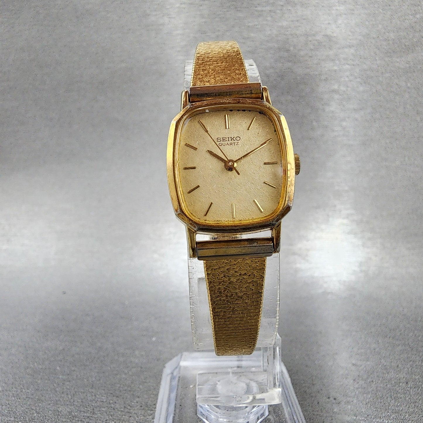Seiko Watch Women 20mm Champagne Dial Gold Tone 54215180 New Battery5