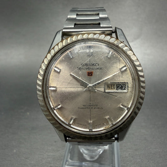 Seiko 5 Sportsmatic Watch Men 36mm Silver Dial Silver Tone Daydate 6619-8090 Run0