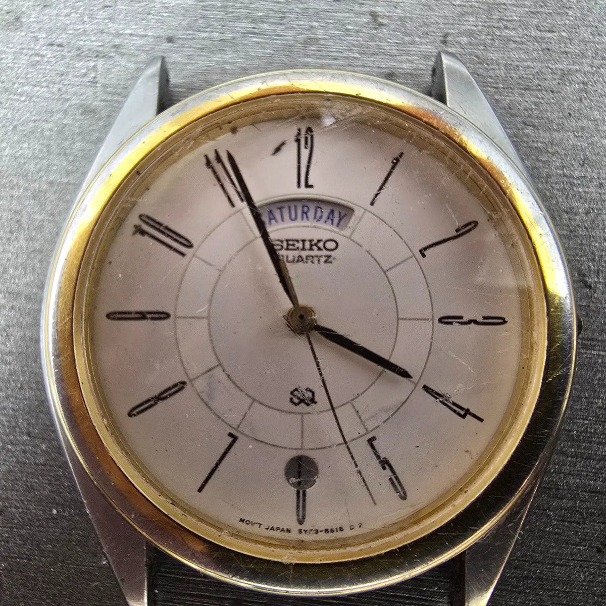Seiko SQ Watch Men 36mm White Dial Two Tone Daydate Round 5Y23-8289 PARTS2