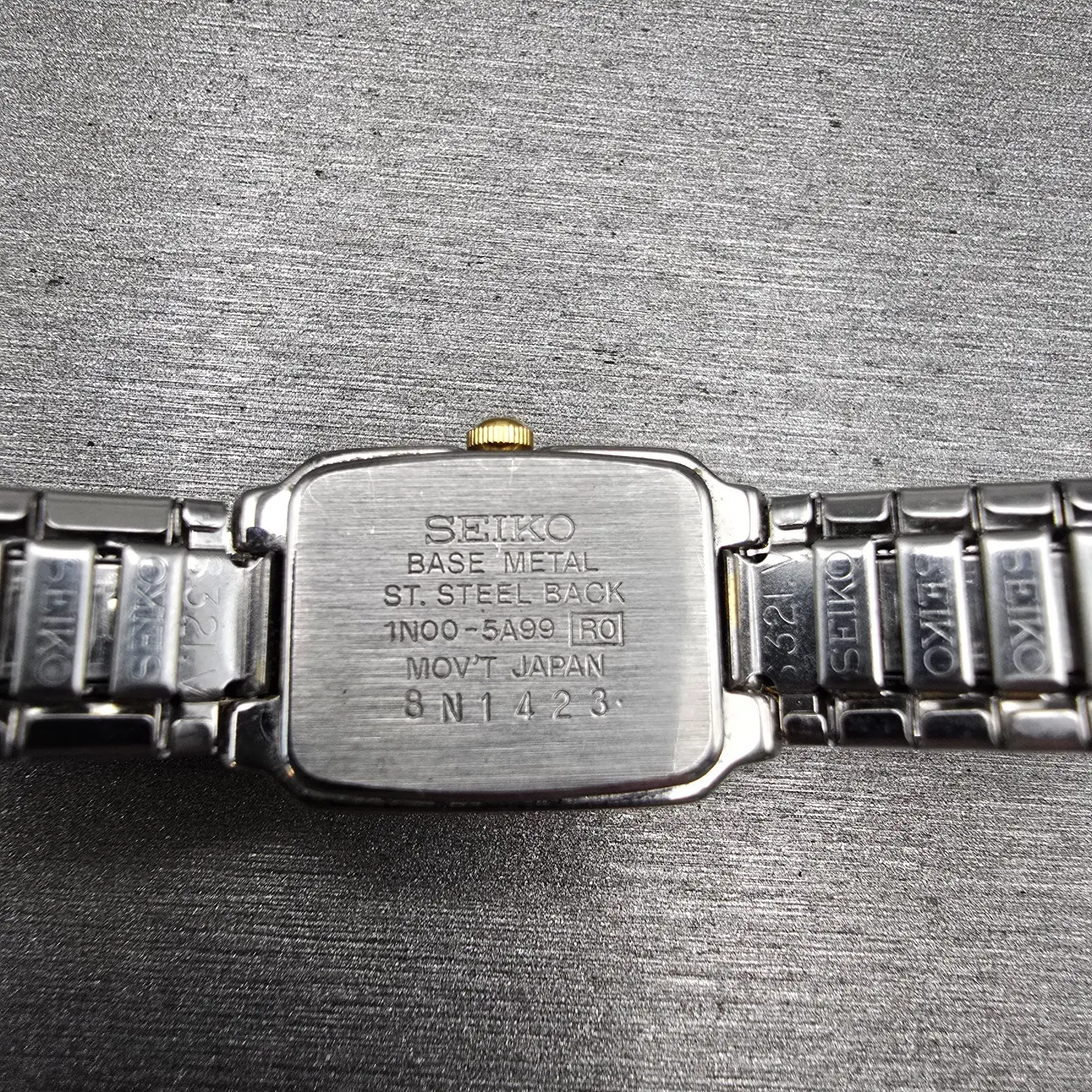 Seiko Watch Women 15mm Silver Dial Silver Tone Rectangle 1N00-5A99 New Battery10