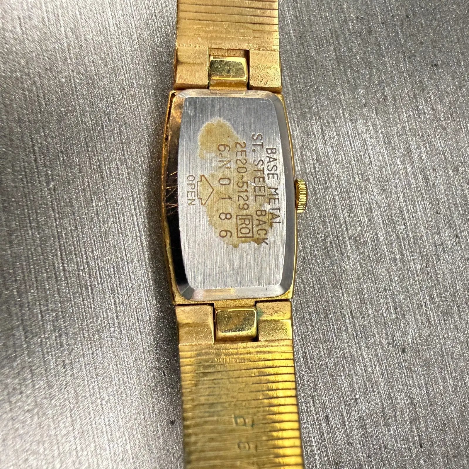 Seiko Watch Women 12mm Gold Dial Gold Tone Rectangle 2E20-5129 New Battery VTG10
