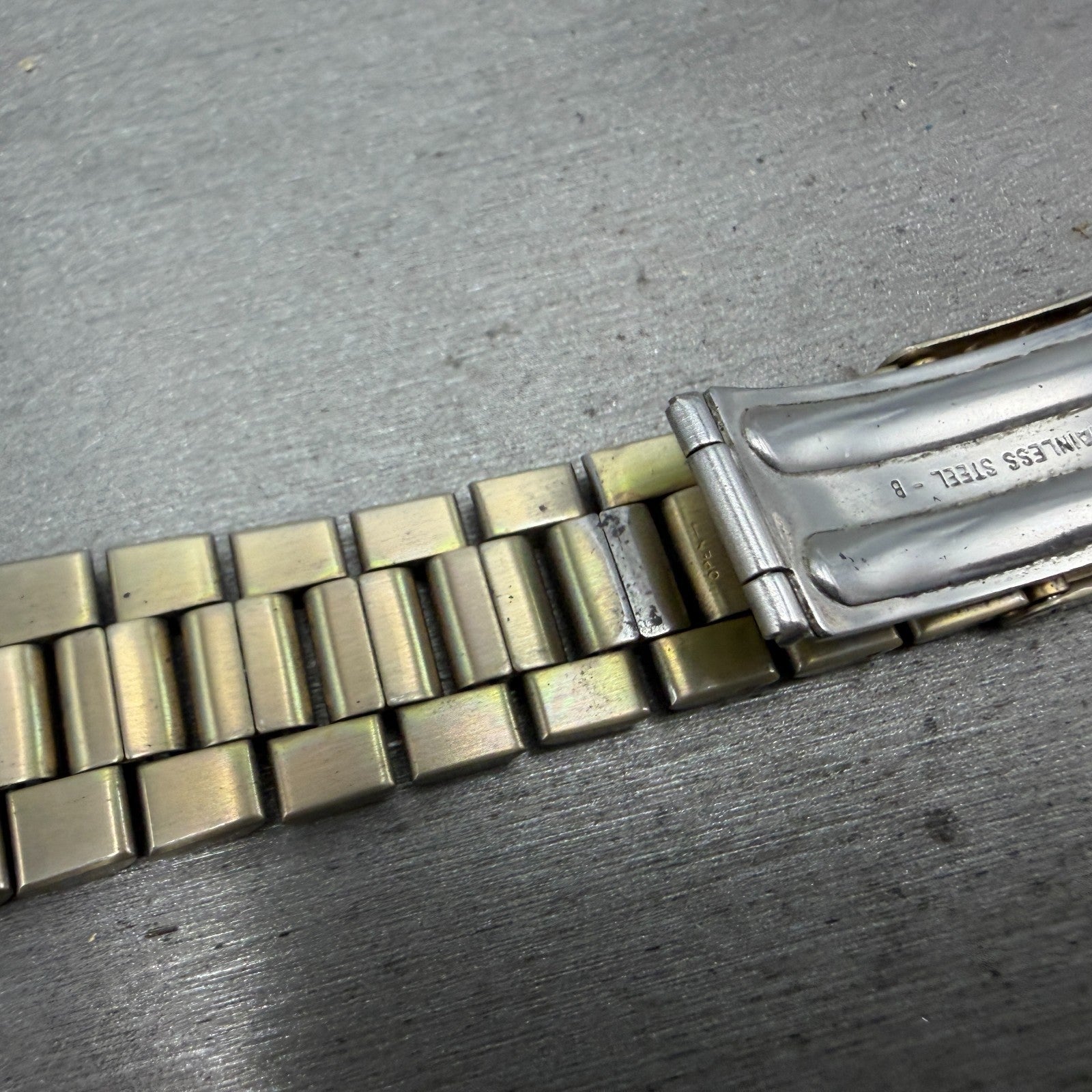 Seiko Bracelet 20mm Stainless Steel Gold Tone Tri Folding Clasp Vintage S100311