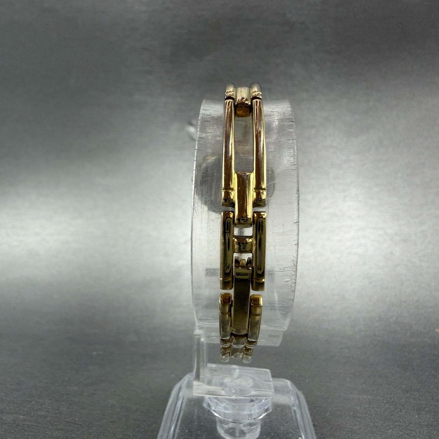 Citizen Watch Women 20mm Black Dial Gold Tone Round 5920-S99183 New BatteryK7