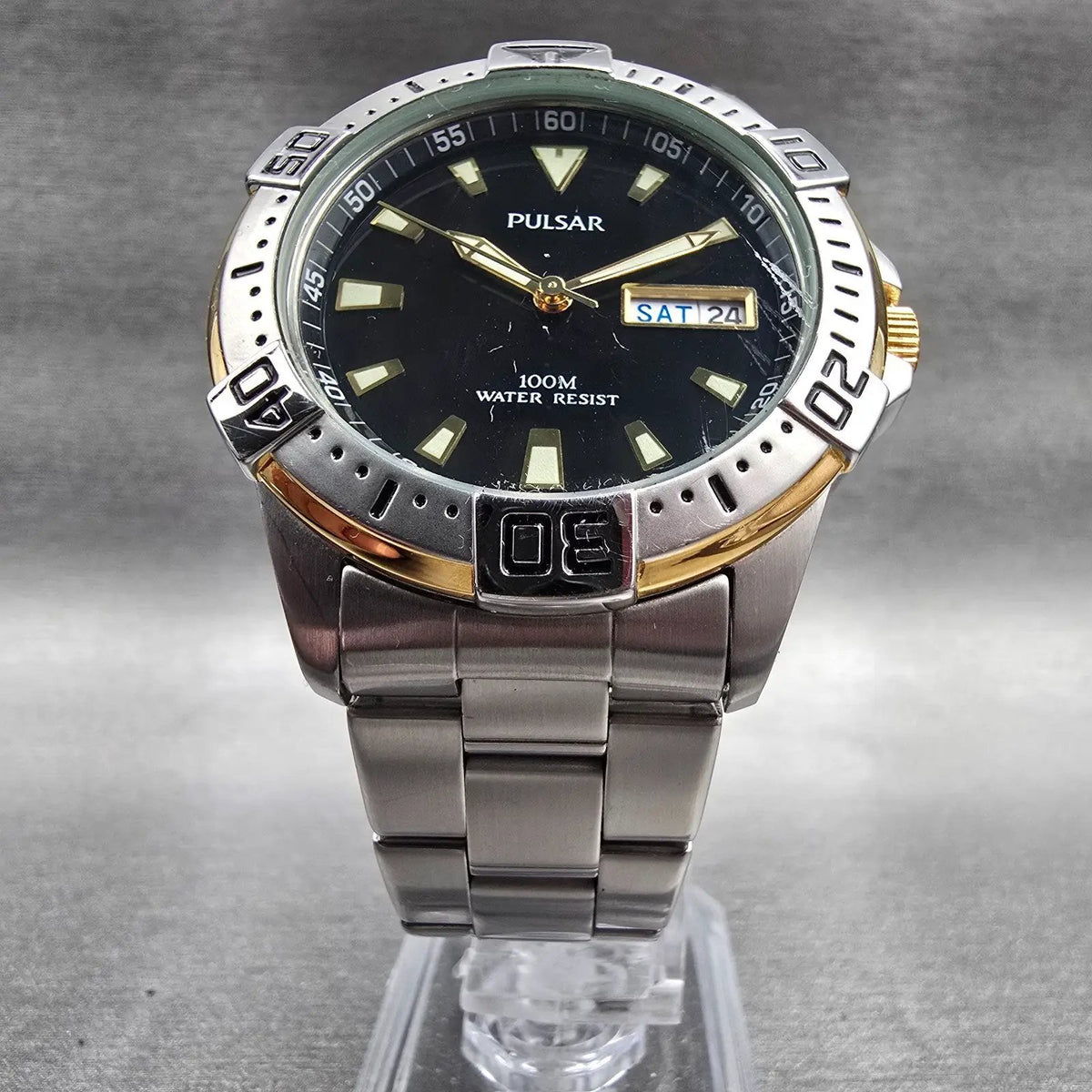 Seiko Pulsar Diver Watch Men 39mm Black Dial Two Tone Daydate VX43-X022 New Batt5