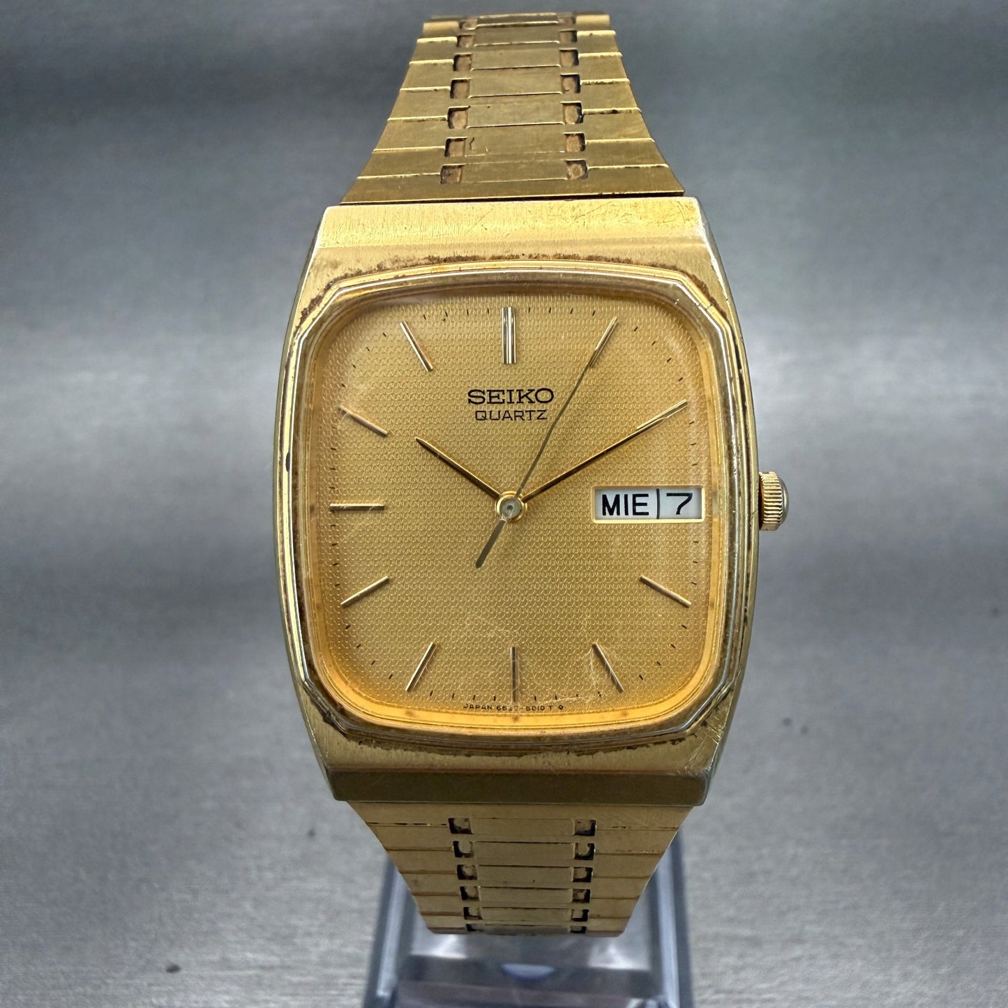 Seiko Watch Men 29mm Gold Dial Gold Tone Daydate Rectangle 6533-5010 New Battery0