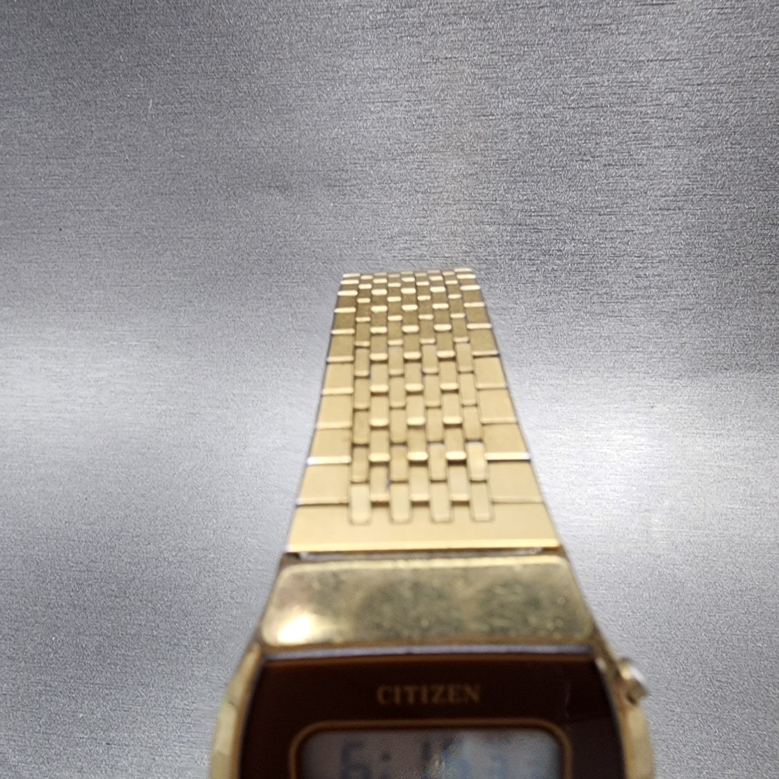 Citizen CQ Digital Watch Men 33mm LCD Gold Tone New Battery 4097238 VTG4