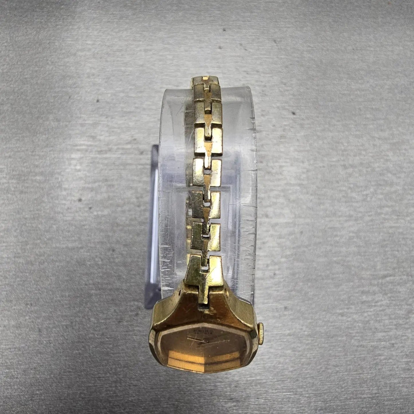 Seiko Watch Women 17mm Gold Dial Gold Tone Hexagon 1400-5319 New Battery Vintage4